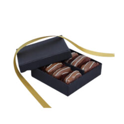 8 PIECES PREMIUM CHOCOLATE COATED DATES
